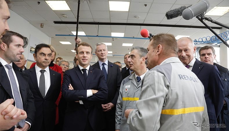 ルノーグループのフランス工場を視察したエマニュエル・マクロン大統領とル・メール経済財務大臣。ルノーグループのカルロス・ゴーン会長兼CEOと