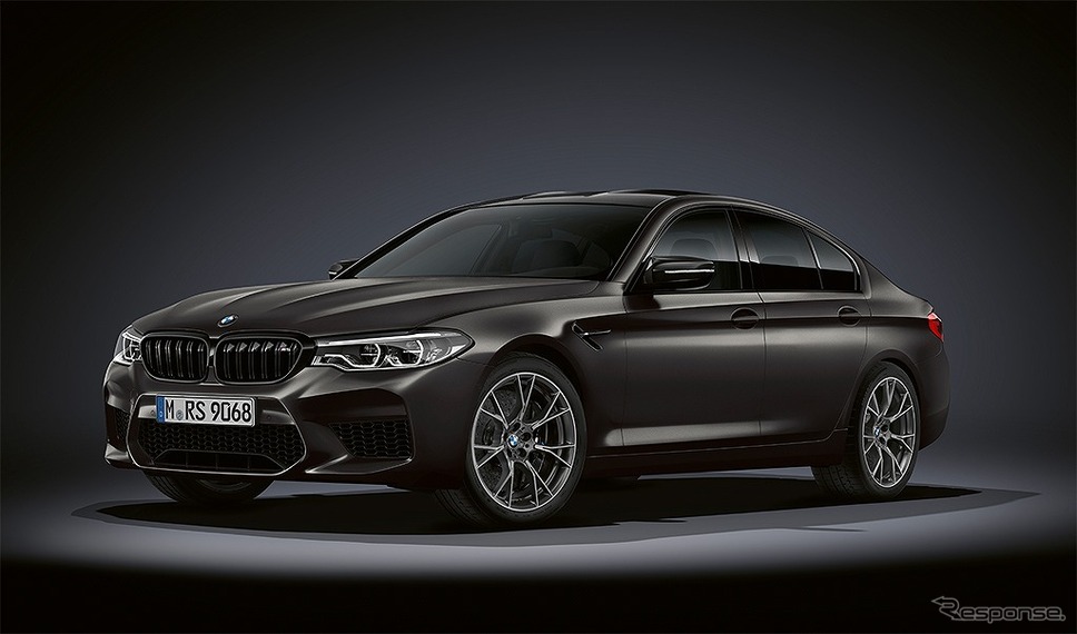 Bmw M5誕生35周年記念モデル 内外装に限定装備を多数採用 価格2160万円 レスポンス Response Jp Bmw M5誕生35周年記念モデル 内外装に限定装備を多数採用 価格2160万円 レスポンス Response Jp