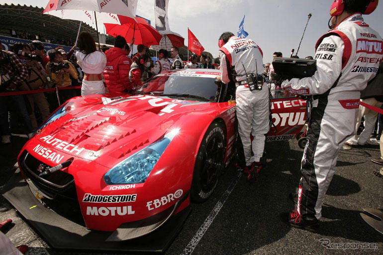 【SUPER GT 第1戦】写真蔵…決勝スタート前グリッド