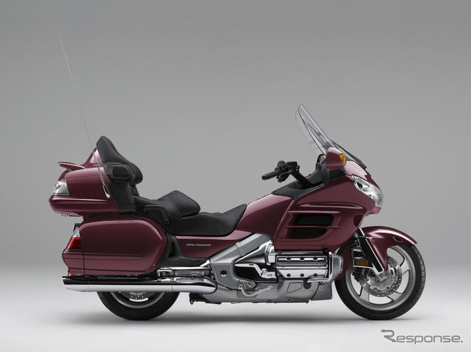 ホンダ ゴールドウイング カラーリングを変更