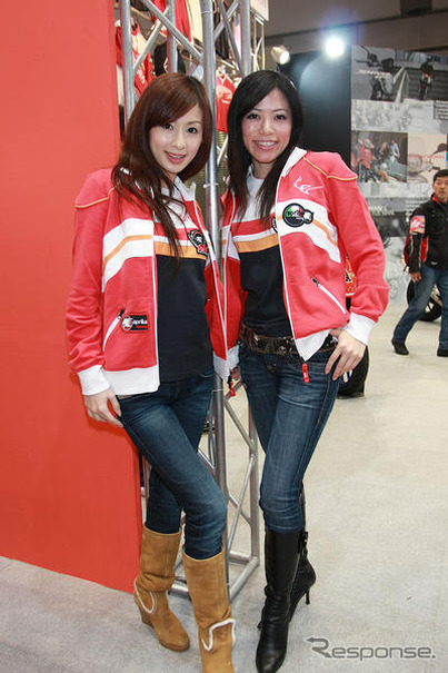 【東京モーターサイクルショー08】コンパニオン写真蔵…アプリリア