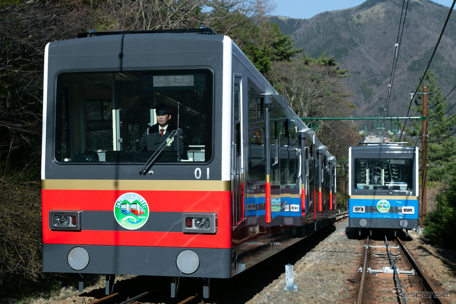 箱根登山ケーブルカーが25年ぶりに車両リニューアル！ 外国人観光客向けの機能強化なども