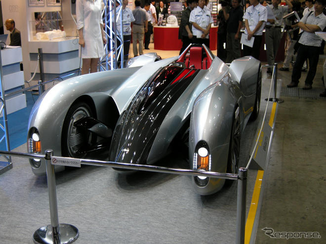 設計 製造ソリューション展…フィアロ、未来型電気自動車を展示