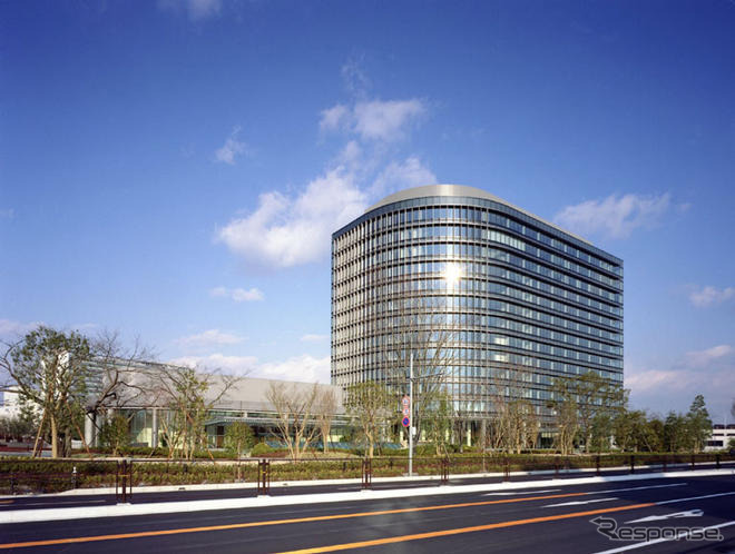 【新聞ウォッチ】経産省OBの小平信因氏がトヨタ入り