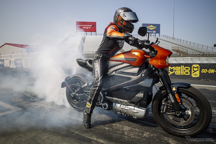 ハーレー ライブワイヤー 市販電動バイクの最速記録を樹立 ゼロヨン11 156秒 レスポンス Response Jp