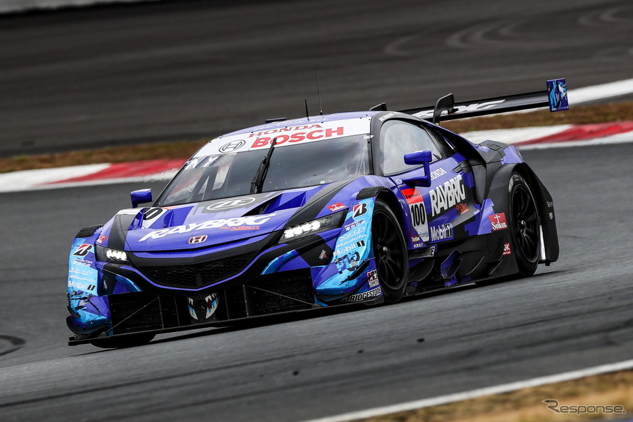 Super Gt 最終戦 Raybrig Nsx Gtが残り数百メートルで逆転優勝 チャンピオンを獲得 レスポンス Response Jp