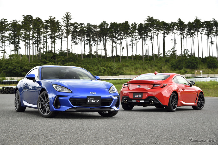 Gr 86 Vs 新型 Brz 骨肉のあらそい ジャーナリスト10人がジャッジ レスポンス Response Jp Gr 86 Vs 新型 Brz 骨肉のあらそい ジャーナリスト10人がジャッジ レスポンス Response Jp