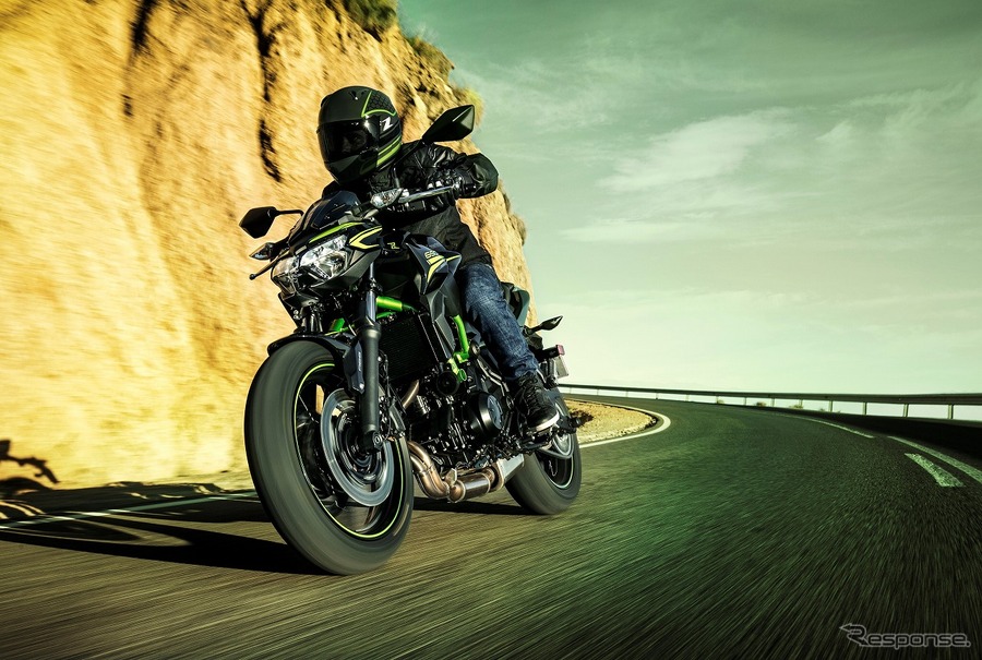Z650 Z H2 純正アクセサリー多数装備のツーリングパッケージ カワサキプラザで発売 レスポンス Response Jp Z650 Z H2 純正アクセサリー多数装備のツーリングパッケージ カワサキプラザで発売 レスポンス Response Jp
