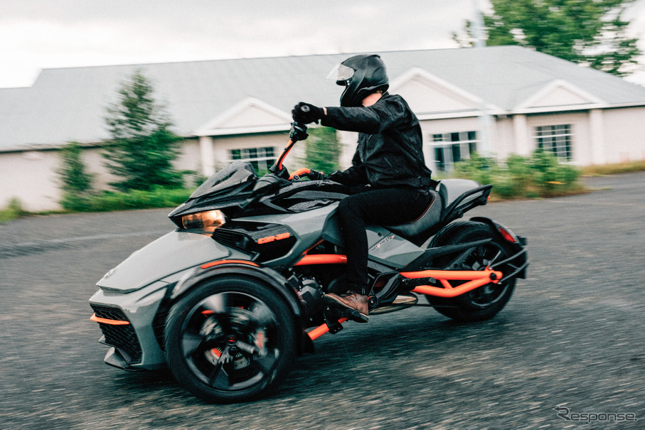 普通自動車免許でバイクの爽快感を楽しめる3輪モビリティ カンナム の魅力をディーラーインタビュー レスポンス Response Jp