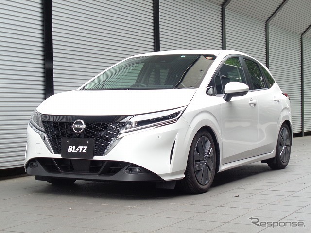 シーンに BLITZ(ブリッツ) 車高調キット ZZ-R 日産 セレナ HC26/HFC26