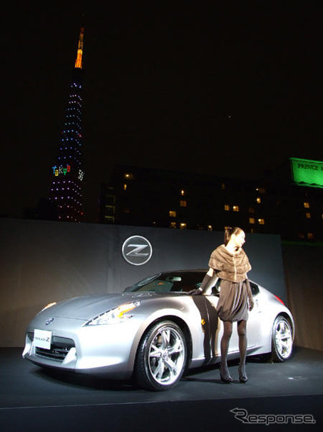 【日産 フェアレディZ 新型発表】写真蔵…東京タワーとりょうと