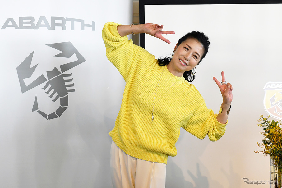 一生乗り続けたい 女優 高橋ひとみさん 愛車アバルトへの思いを語る レスポンス Response Jp 一生乗り続けたい 女優 高橋ひとみさん 愛車アバルトへの思いを語る レスポンス Response Jp