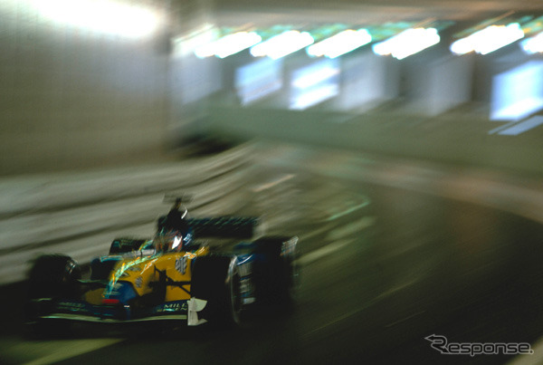 ポイント剥奪? ルノーが車両規定違反か?