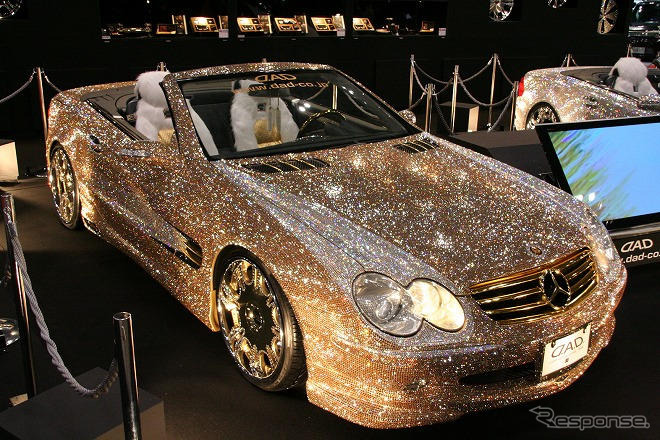 東京オートサロン09 写真蔵 ゴールドに輝くsl ギャルソン D A D レスポンス Response Jp 東京オートサロン09 写真蔵 ゴールドに輝くsl ギャルソン D A D レスポンス Response Jp