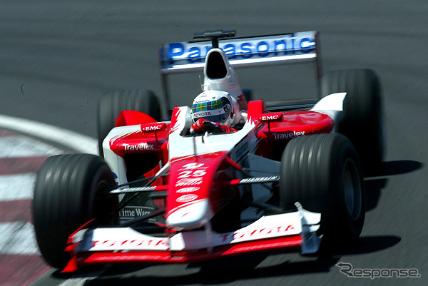 【トヨタF1ドリーム】モンツァでのテストを開始---縁石に!