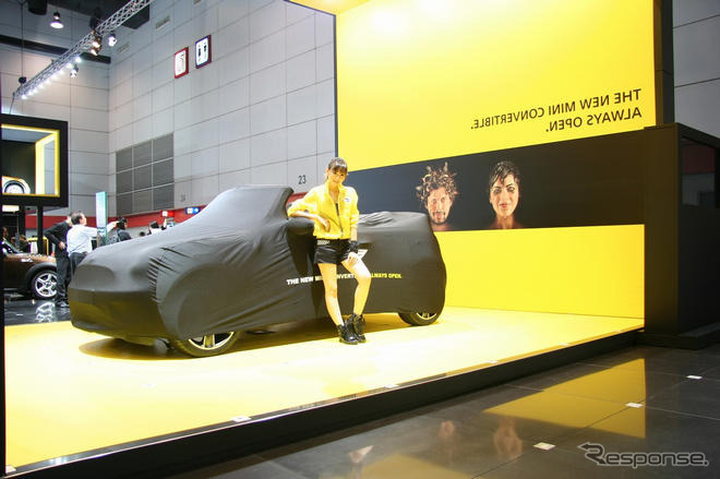 【バンコクモーターショー09】日本よりお先に！ MINI コンバーチブル 新型