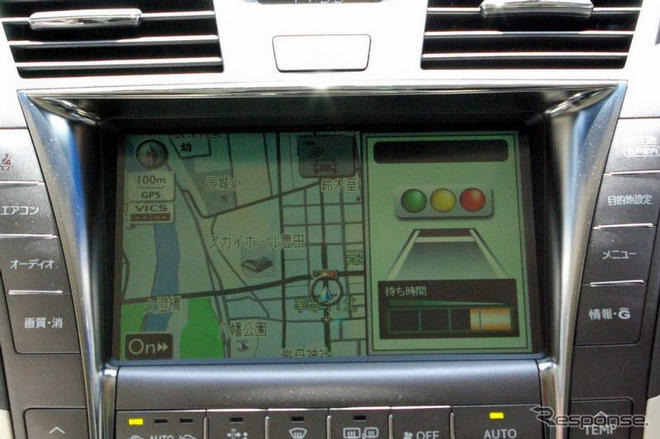 トヨタがDSSS 安全運転支援システム の公道試乗会　豊田市