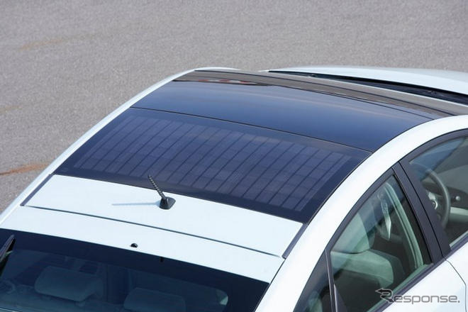 トヨタ プリウス 新型発表 意外 ソーラーパネルは充電できず レスポンス Response Jp