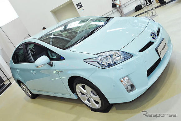 トヨタ、通期営業赤字を7500億円に上方修正