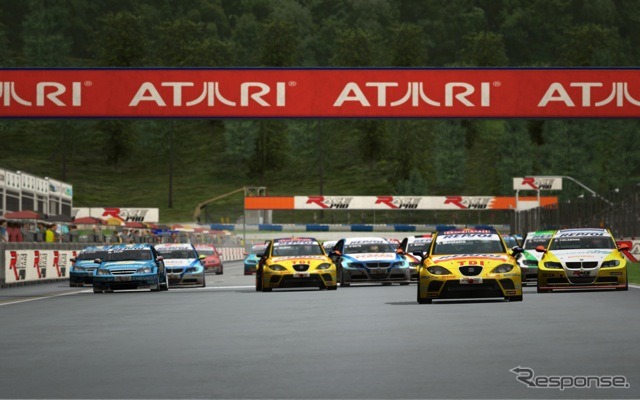 岡山国際サーキットでのスタートの瞬間のスクリーンショット