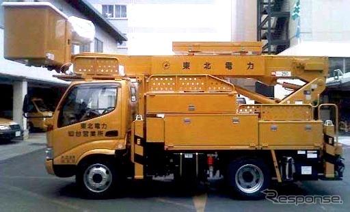 耐震装置付き高所作業車