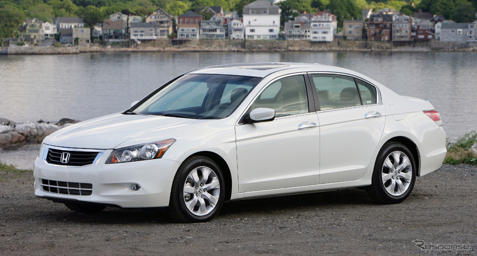 アコード（日本名：インスパイア）