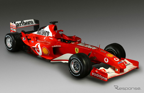 フェラーリ新型車「F2003-GA」がテストで大クラッシュ