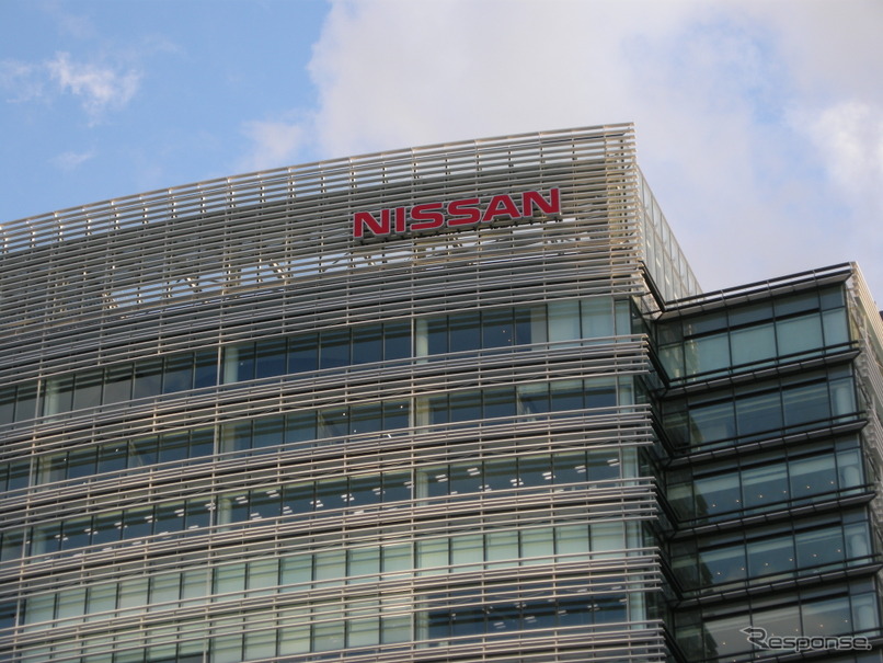 神奈川県横浜市の日産グローバル本社外観