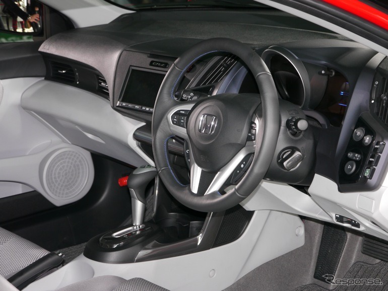 CR-Z