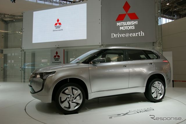 三菱自動車の展示ブース