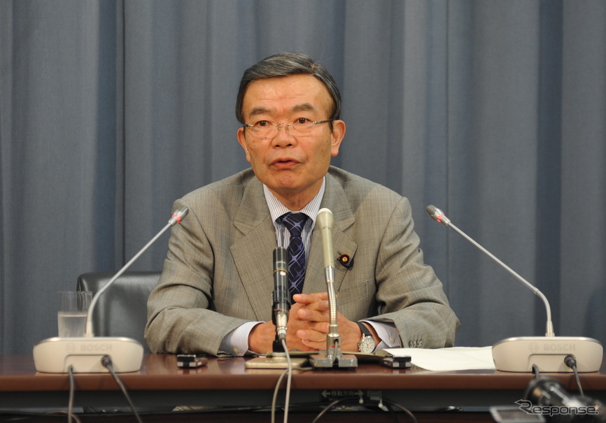 （7月1日・財務省）　撮影＝中島みなみ