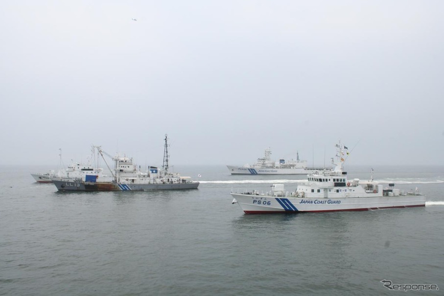 関門海峡東口南方海域で、容疑船を発見