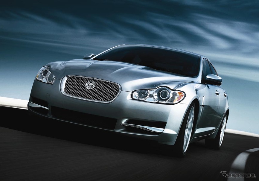 XF 3.0 LUXURY LIMITED