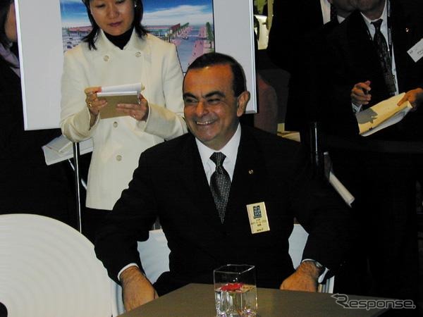 日産ゴーン社長、ソニー社外取締役の次は九州大の名誉博士号