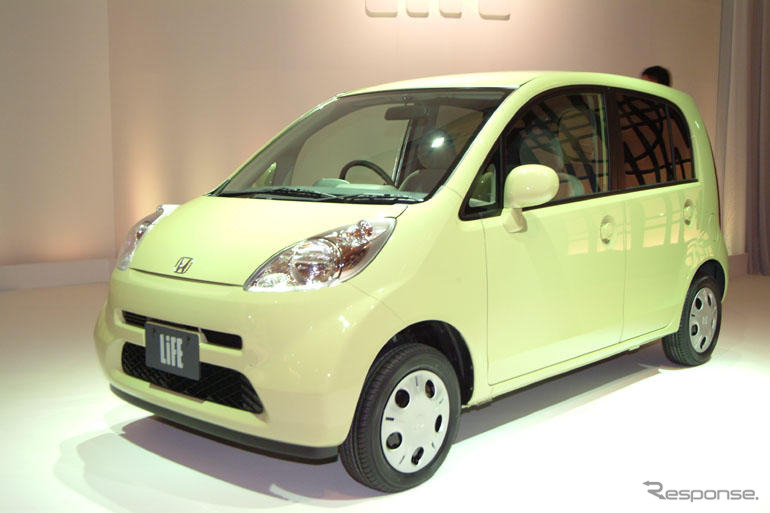 【新型ホンダ『ライフ』発表】「やさしさ」で機能を包むインテリア