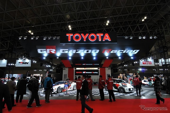 東京オートサロン11のトヨタブース。10年より来場者が増えるなど、国内でも活気が戻りつつある