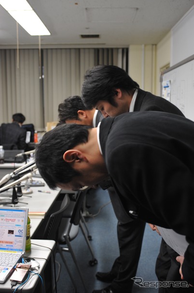 （17日11時・千代田区）　撮影＝中島みなみ