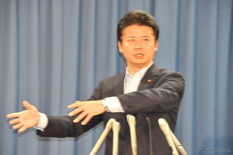 玄葉光一郎国家戦略担当相/民主党政調会長（27日・内閣府）