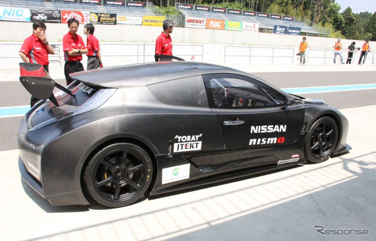 EVレーシングカー「リーフ NISMO RC」