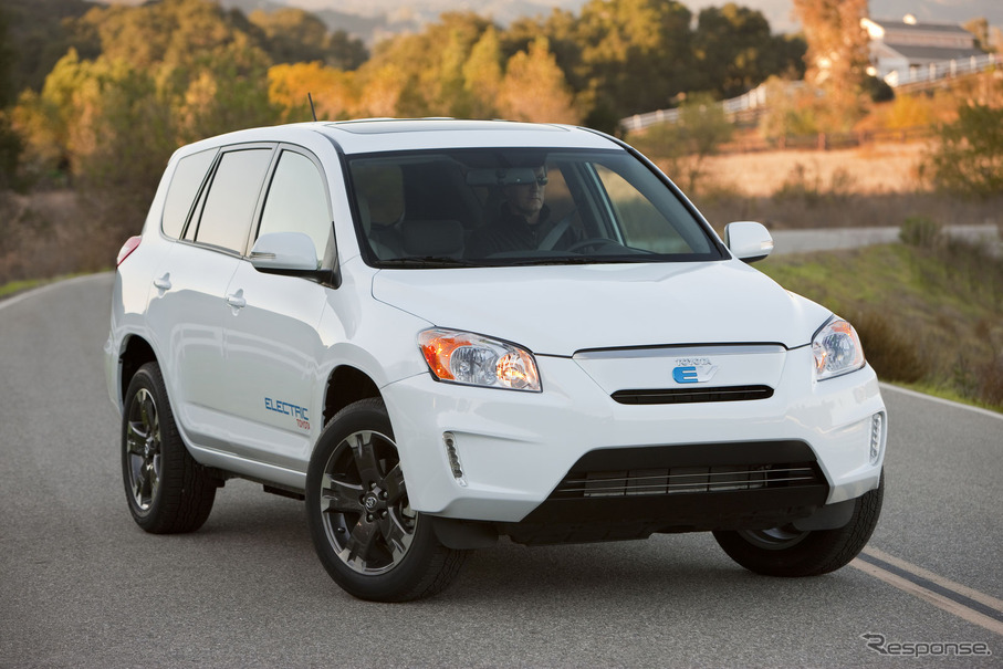 トヨタが2012年から米国で一般向け販売を行うRAV4EV