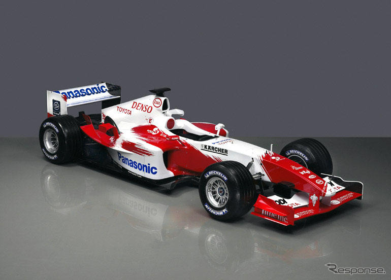 【トヨタF1ドリーム】2004年型「TF104」発表---カイゼン