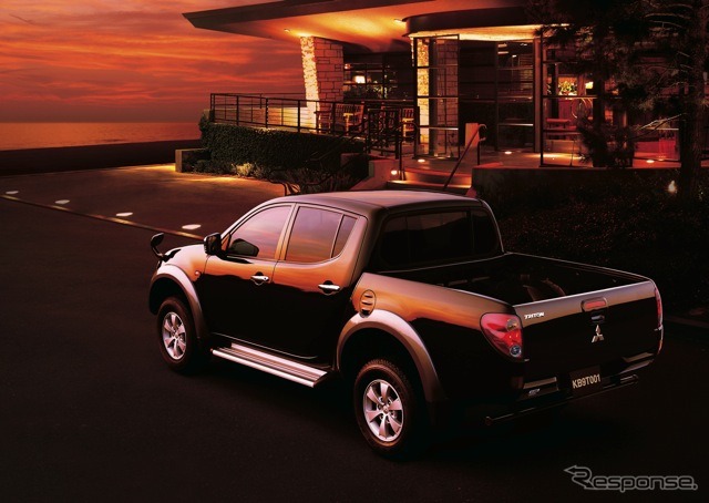 三菱トライトン（タイ製）