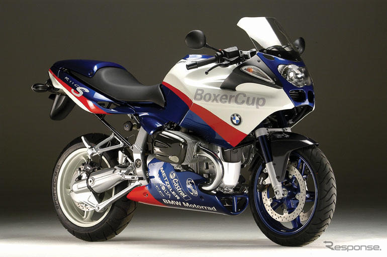 BMW『ボクサーカップレプリカ』2004年モデルを発売