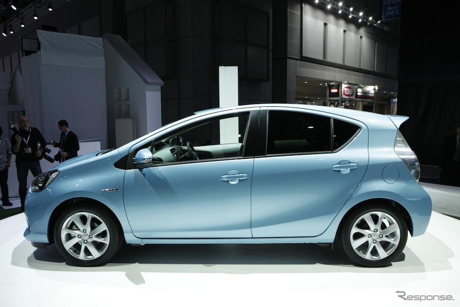 トヨタグループ3社が統合しトヨタ自動車東日本が発足する （写真：東京モーターショー11に出展された アクア）