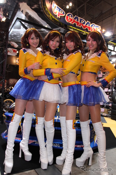 Up Garageコンパニオン(東京オートサロン12)