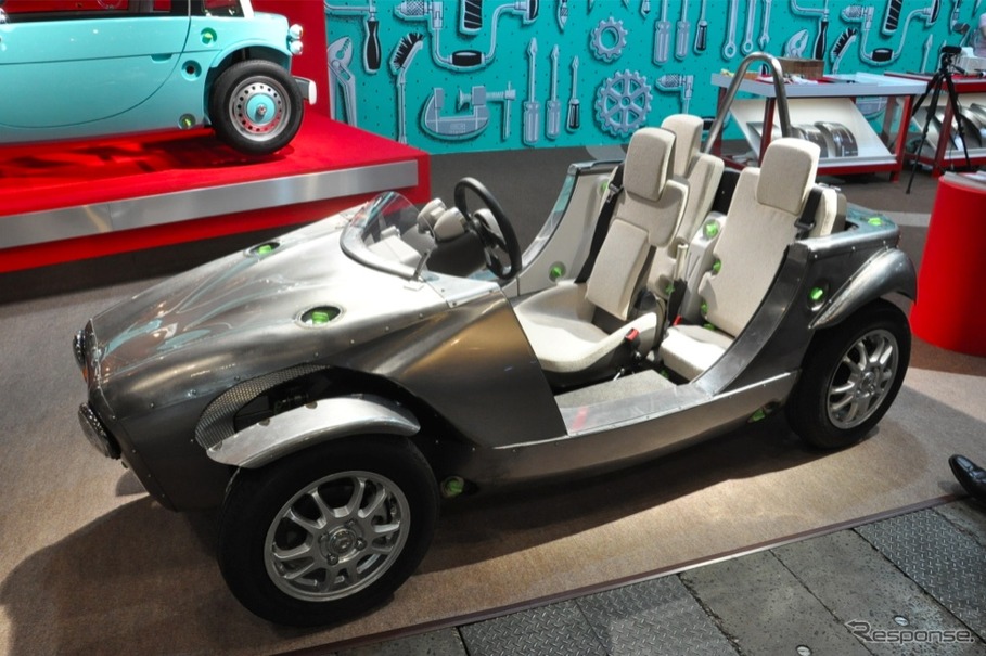 トヨタ自動車の新たなCamatte。鈑金の匠が手作りでボディを作り上げた。