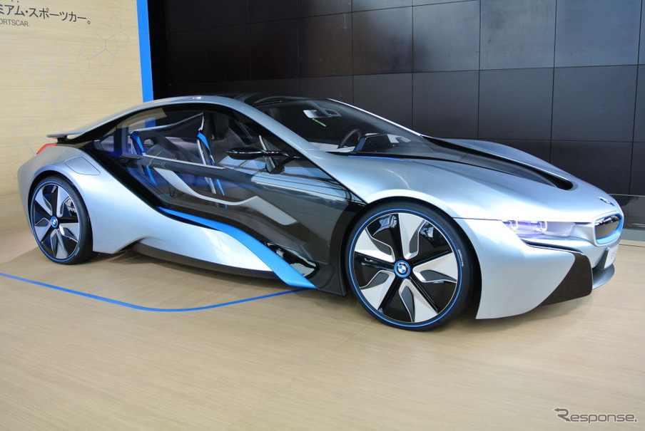 BMW i8 CONCEPT