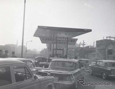 962年（昭和37年）12月20日（初開通）の京橋料金所