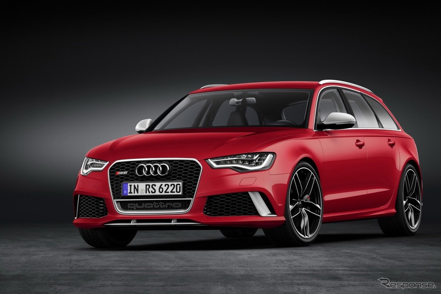 新型アウディ RS6 アバント