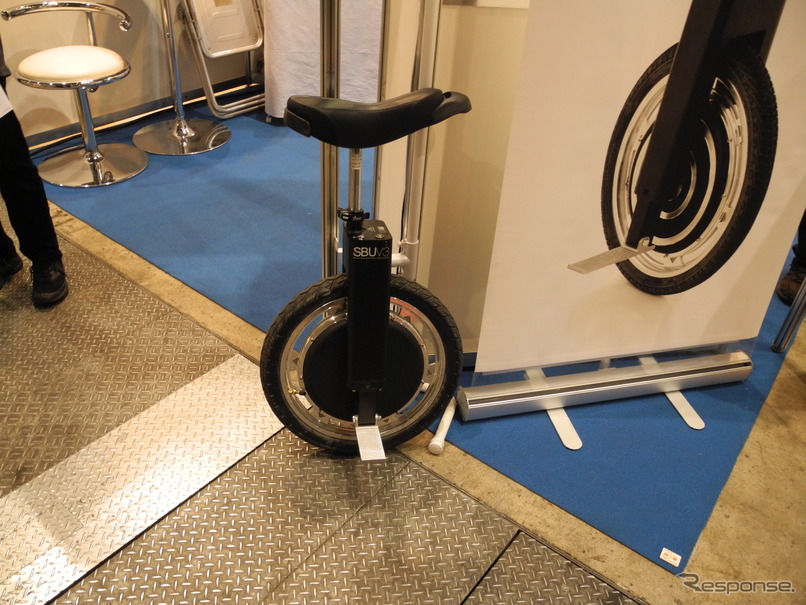 電動一輪車「SBU V3」（イベントジャパン2013）